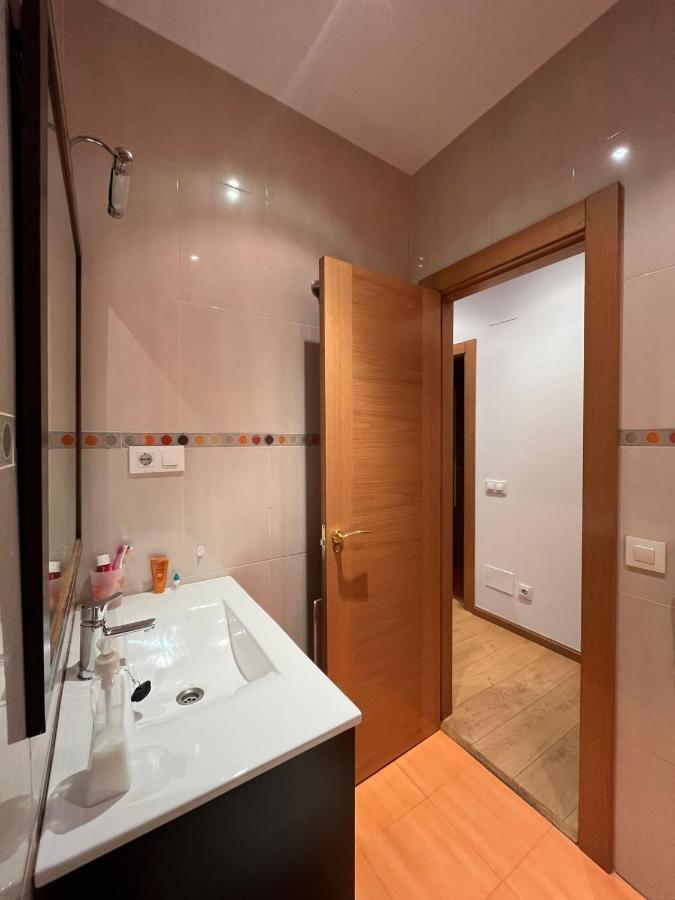 Apartamento Piso Plaza Llanes 2ºdch C Exterior foto